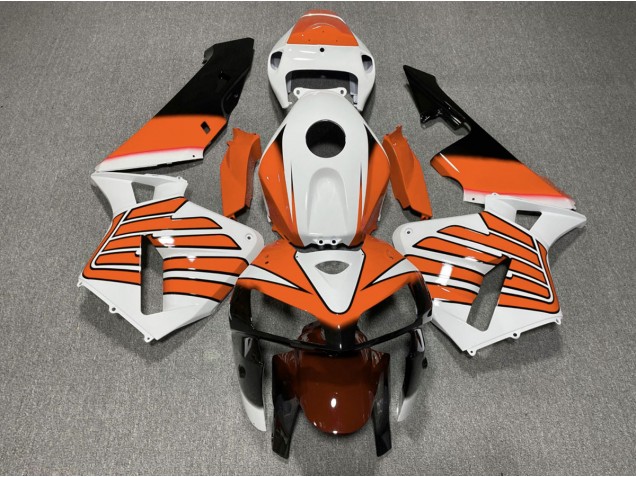 Alas Naranjas & Blancas 05-06 CBR600RR Carenado Alas Naranjas & Blancas 05-06 CBR600RR Carenado