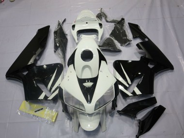 En Blanco & Negro 05-06 CBR600RR Carenado