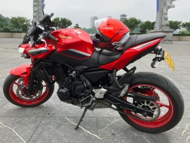 Descuento Carenados Moto Kawasaki Ninja Z650 2020-2023 - Rojo Negro