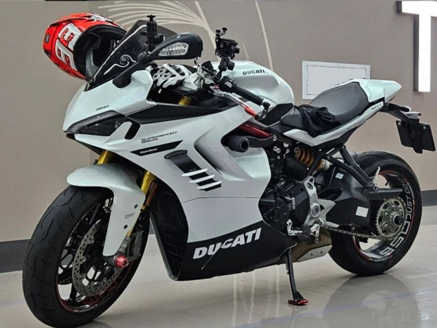 Descuento Carenados Moto Ducati 2021-2024 Ducati Supersport 950/950S 2021-2024 - Blanco Negro