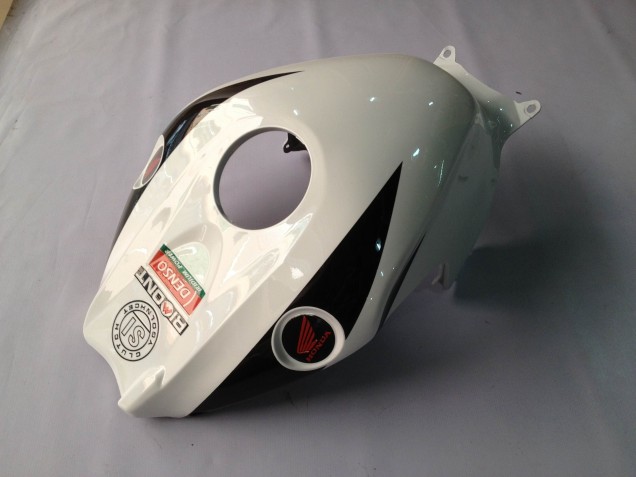 Descuento Carenados Moto Honda CBR1000RR 2012-2016 - Blanco Negro Brillante Rizoma Playboy