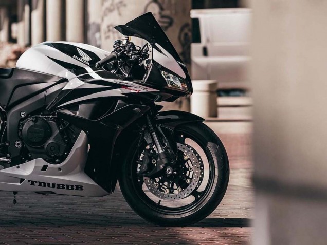 Descuento Carenados Moto Honda CBR600RR 2007-2008 - Blanco Negro Carrera