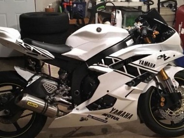 Descuento Carenados Moto Yamaha YZF 600 R6 2006-2007 - Blanco Negro Brillante Motul Michelin