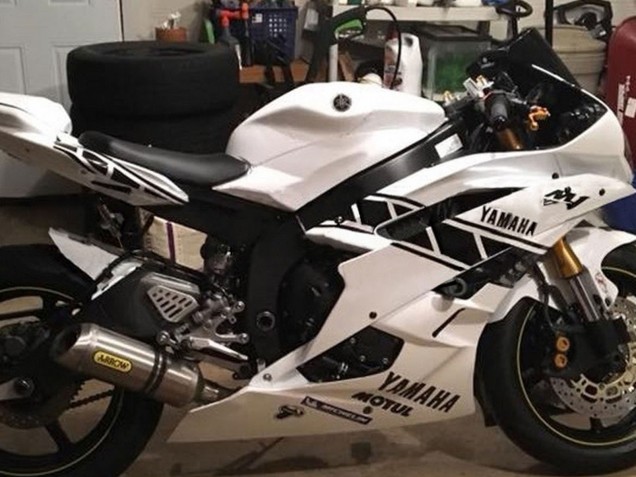 Descuento Carenados Moto Yamaha YZF 600 R6 2006-2007 - Blanco Negro Brillante Motul Michelin