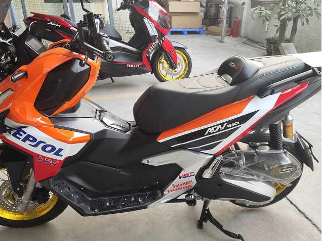 Descuento Carenados Moto Honda ADV160 2022-2024 - Naranja Blanco Rojo Azul Repsol Rojo Bull