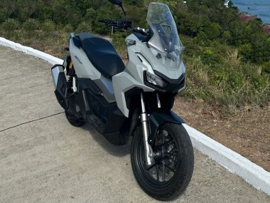 Descuento Carenados Moto Honda ADV160 2022-2024 - Plata Negro